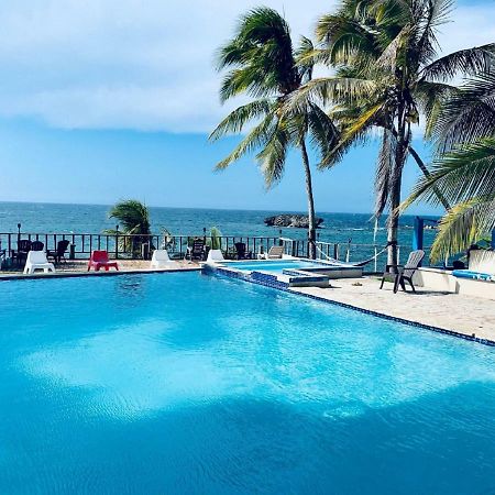 Ventana al Atlantico Boutique Hotel at Arecibo 681 Ocean Drive Islote Exterior foto