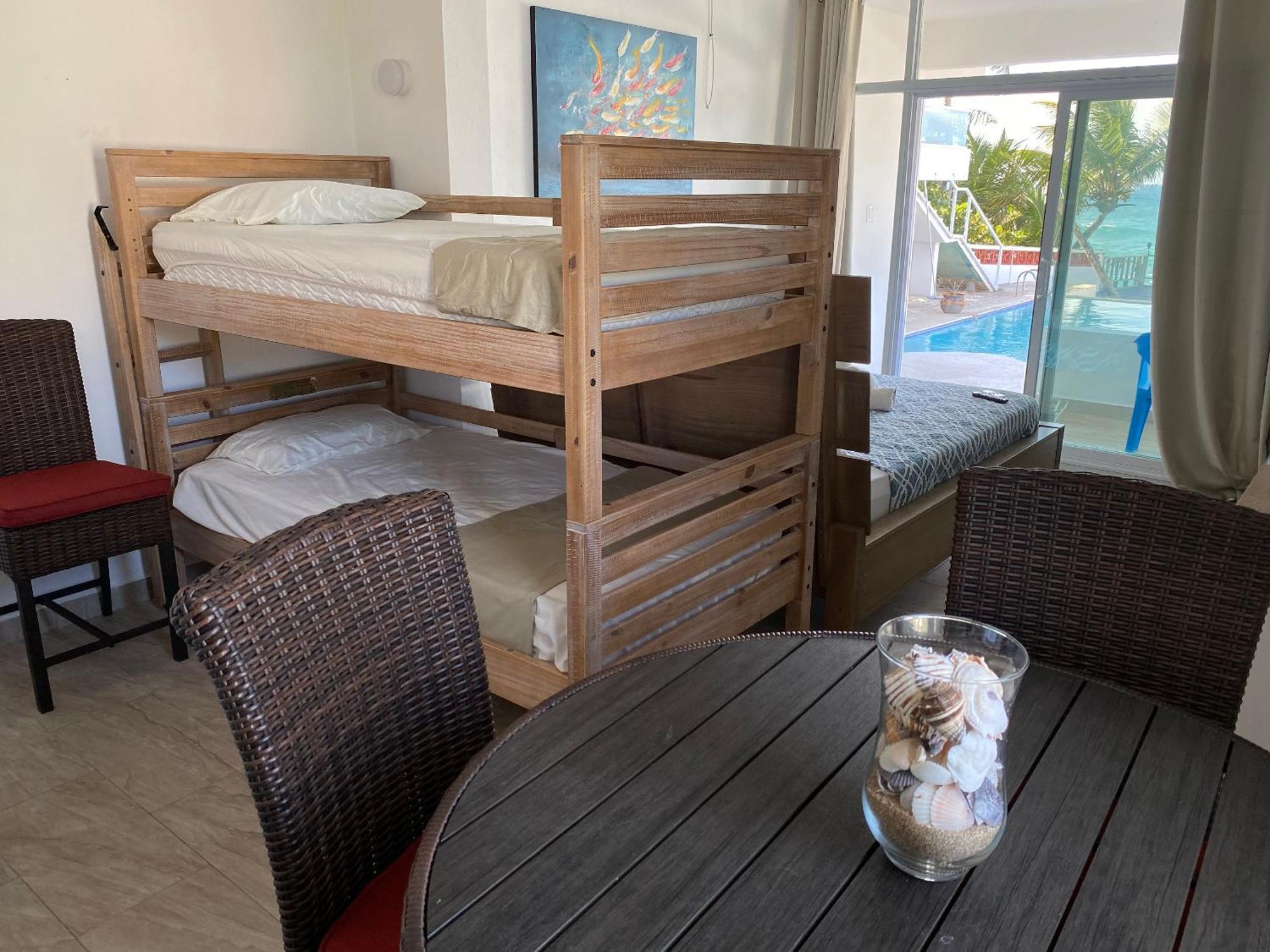 Ventana al Atlantico Boutique Hotel at Arecibo 681 Ocean Drive Islote Habitación foto